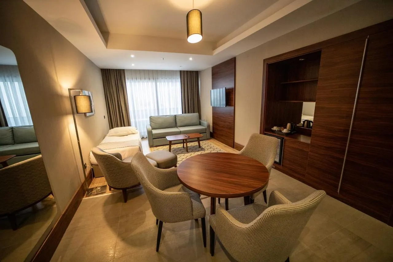 Otel By Aksu Termal Hotel&SPA Kuşadası